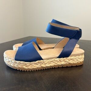 SOUL Naturalizer Blue Ankle Strap Espadrille Sandals Women’s Size 5.5 NWOT
